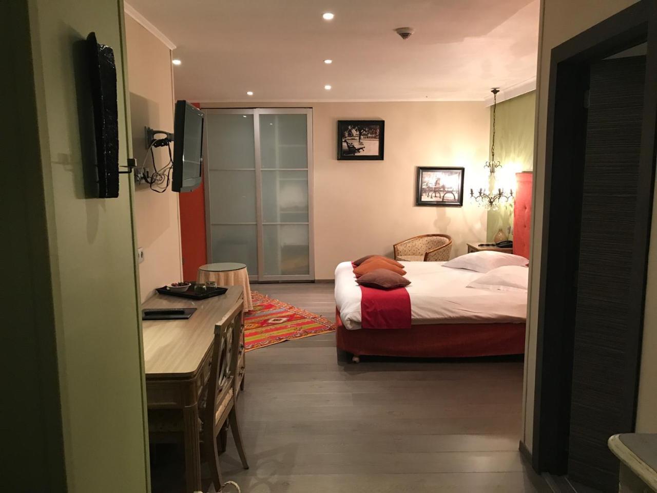 Hotel Restaurant Le Cosy Буйон Екстер'єр фото